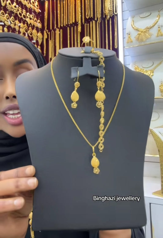 Farha pendant set - 14 g