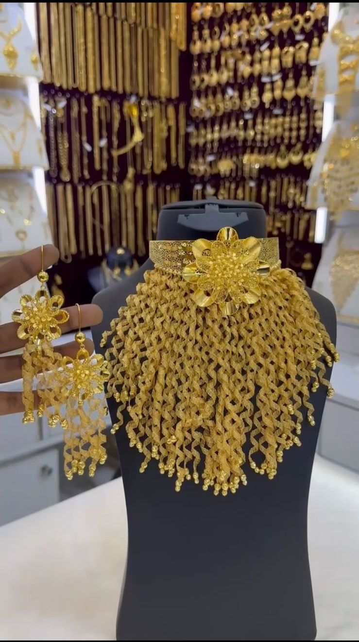 Ayuni – Turkish Gold Set - 150.1 grams