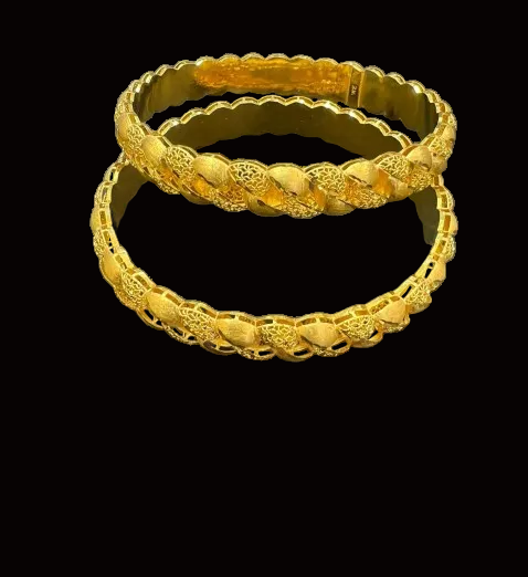 21k- Bahrani Design Bangle 31.6 Gram