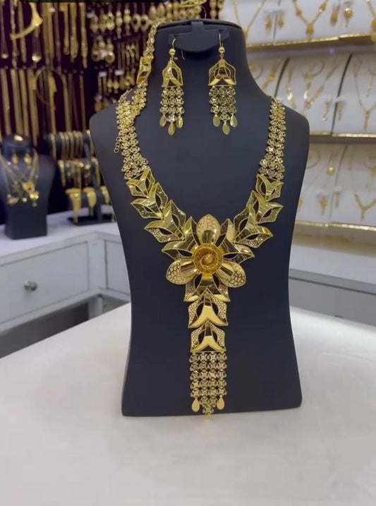 Selin Necklace Set 69.0 grams