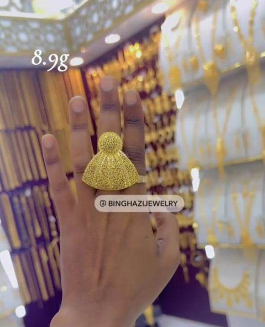 Statement 21K Gold Dome-Style Ring – 8.9g