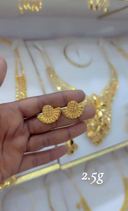 Marina Spark Earrings 2.5 grams