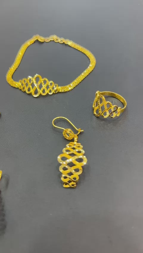 21k - ALVA Pendant set 12.9 Gram