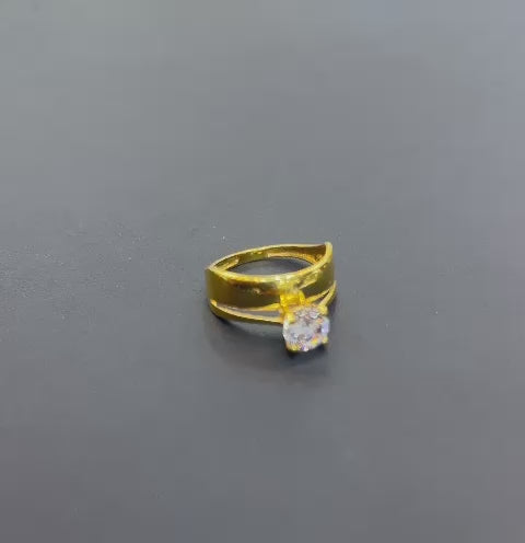 21k Engagement Ring 2.2 Gram