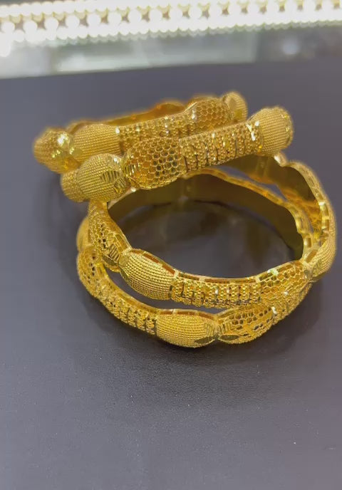 21k -Bahrani Design Bangle 57.2 Gram