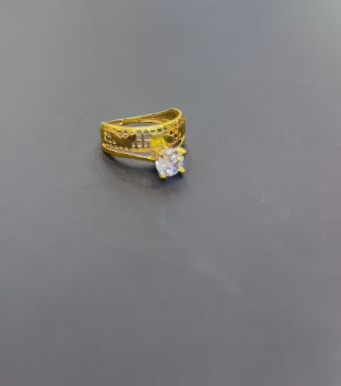 21k Engagement Ring 2.2 Gram