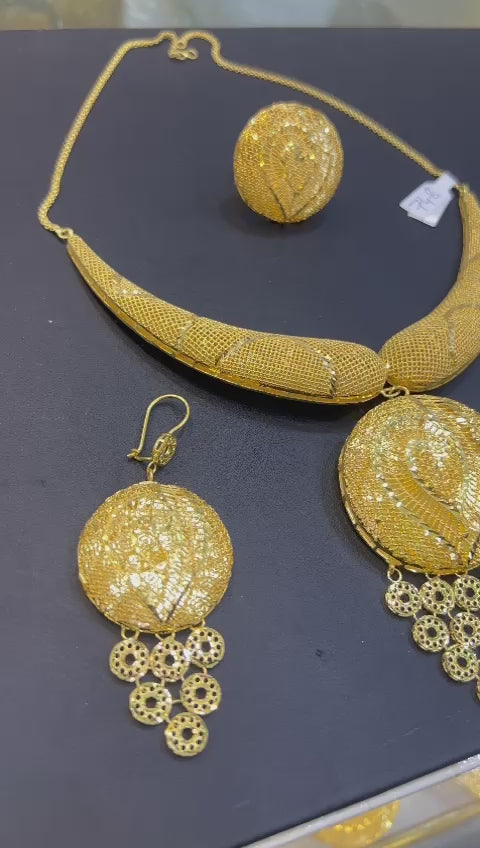 LINA BAHRAIN DESGIN 74.8 GRAMS