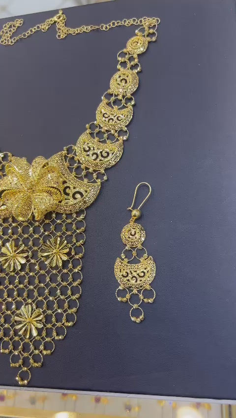 LARA TURKISH DESGIN 63.5 GRAMS