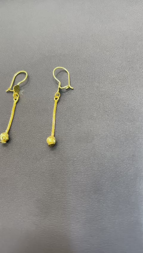 21k- Dubai Earrings 1.8 Grams