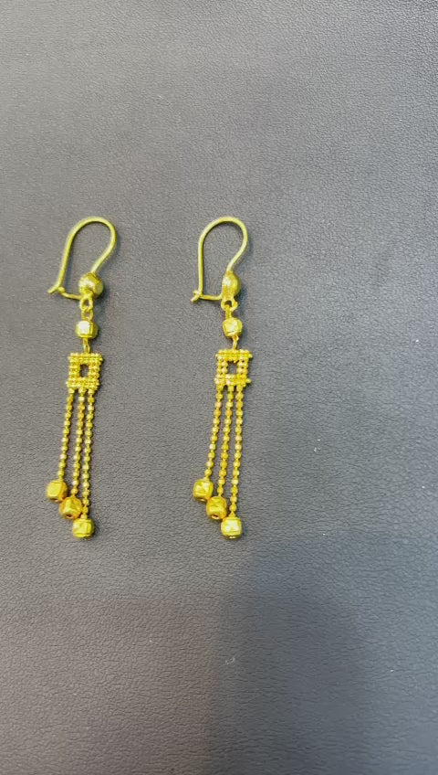 21K- Singapore Earings 4.1 g