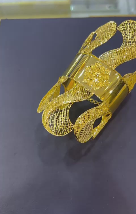 21K - Turkish Design Bangle 37.8 Gram