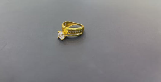 21k Engagement Ring 2.3 Gram