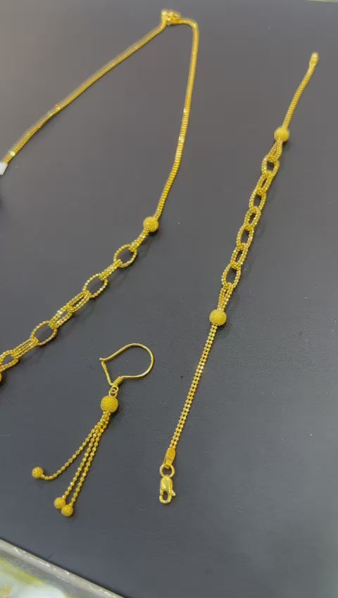 21k- Necklace Singapore Design 16.8 Grams