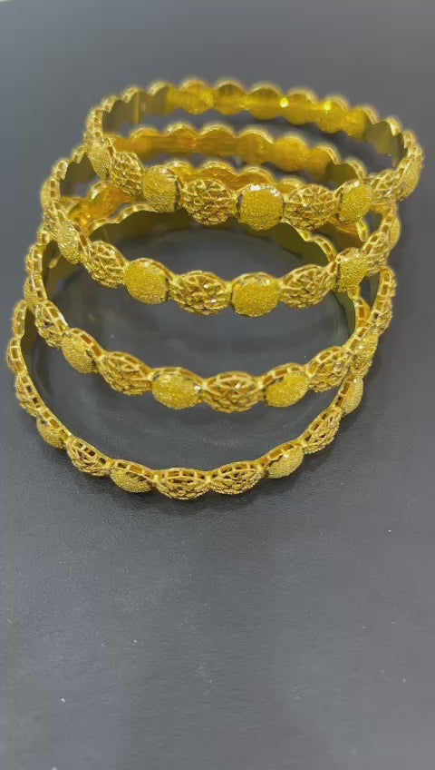 21k- Bahraini Design Bangle 58.9 Gram