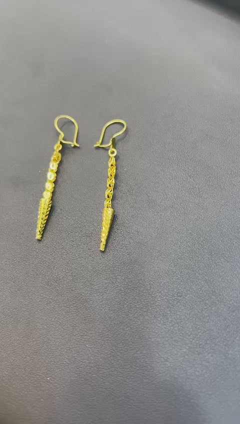 21k- Dubai Earrings 2.7 Grams