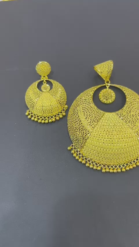 21k- Indian pendant set 45.8 Grams